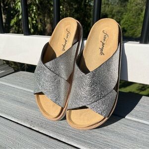 NWOB Free People Metallic Sidelines Footbed Sandals